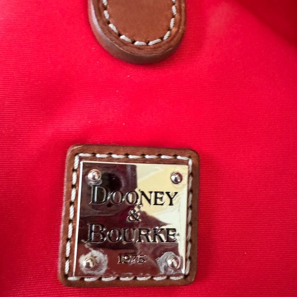 Dooney & Bourke Windham Annie Sac Red Shoulder Hobo Crossbody Bag Casual - Picture 15 of 16